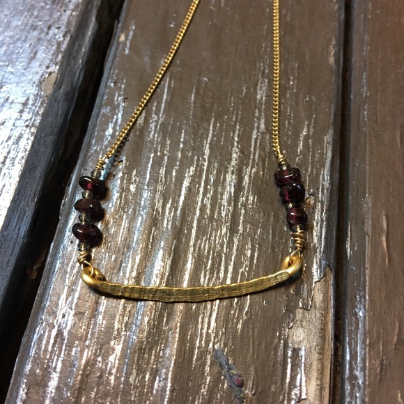 Hand hammered Necklace Gold Bar with Garnet Pieces - Picture 2 of 2